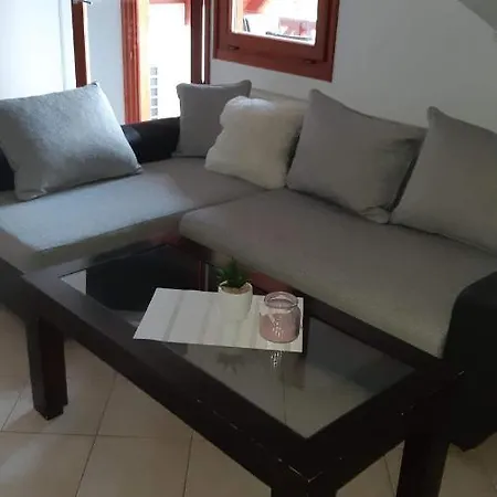 Rege Apartman Alsoors Exterior photo