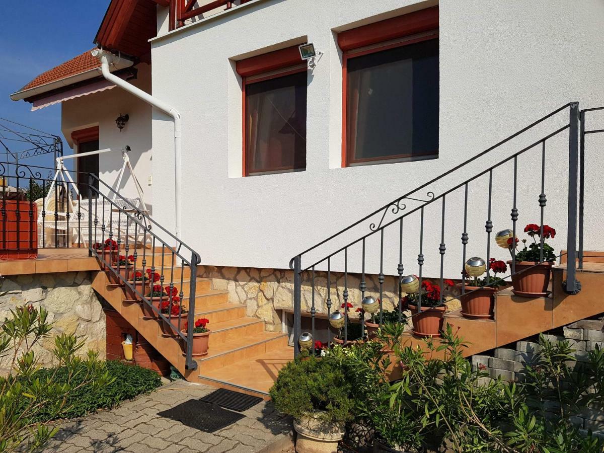Rege Apartment Alsoors